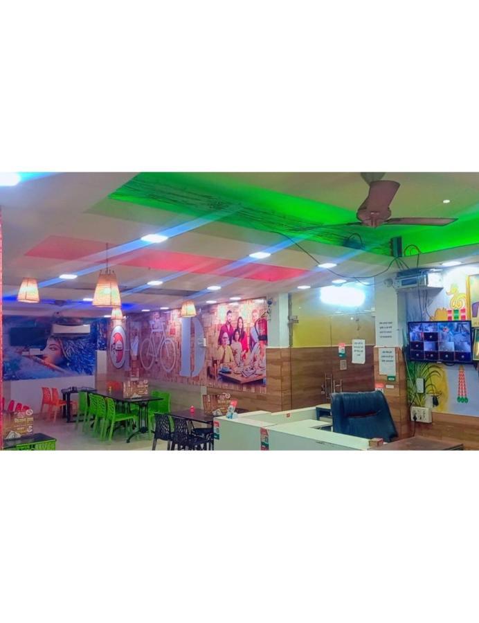 Kisan Palace & Restaurants, *